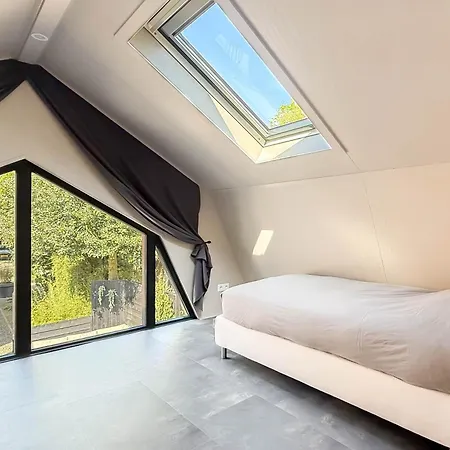 בית נופש 't Boschhuys By Droomvilla *